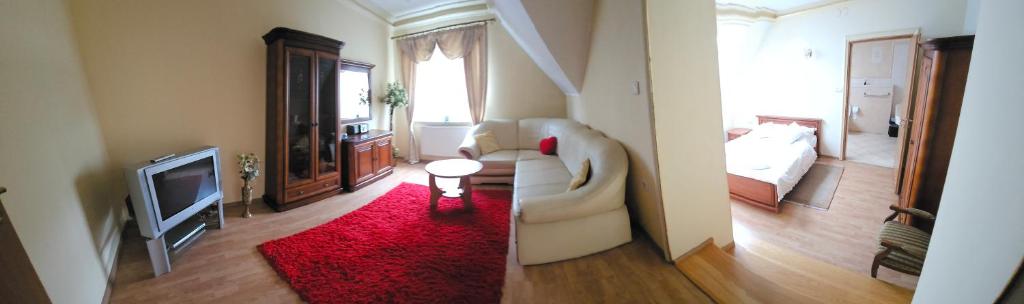 One-Bedroom Premium Apartment at Dom Noclegowy Wiktoria